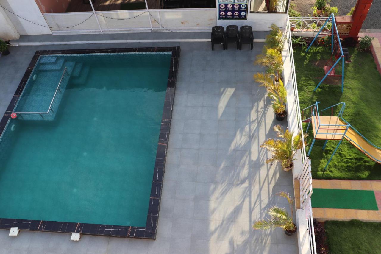 Hôtel Sunshine Sea View à Alībāg Extérieur photo